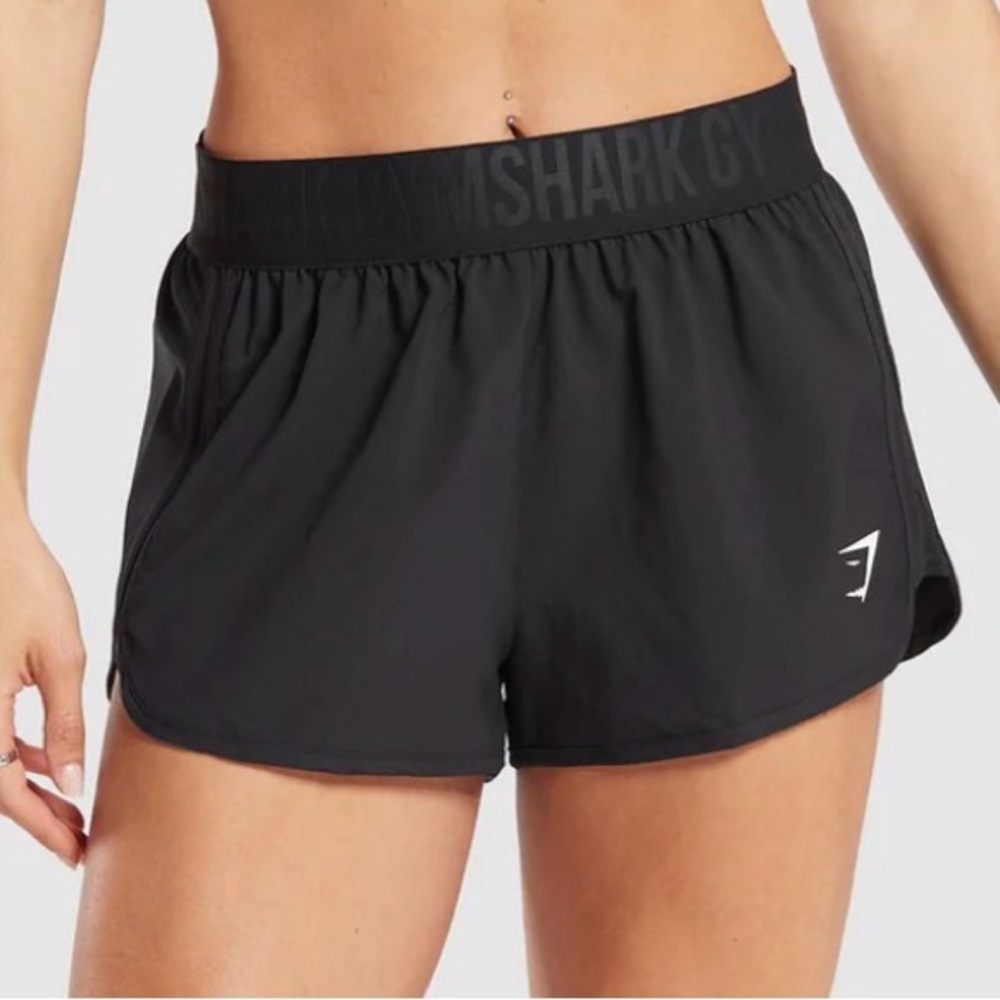GYMSHARK Training Loose Fit Shorts - size x-small